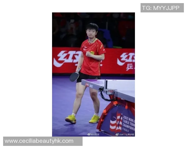 羽毛球单打资格赛激烈进行选手们全力以赴争夺晋级名额