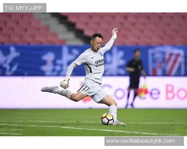 李帅正式告别上海海港开启新征程球迷感慨不已致敬传奇门将