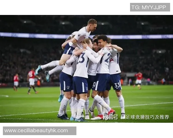 NBA球队阵容调整动态解析新赛季球队战略与球员交易趋势分析