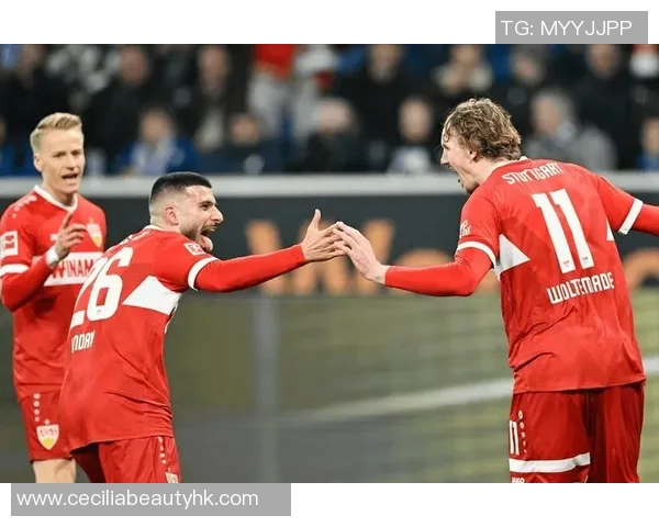 德甲新星风头正劲,球迷瞩目实力惊人备受追捧 德甲新星风头正劲,球迷瞩目实力惊人备受追捧