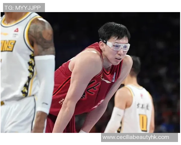 周琦在CBA季后赛第三轮的精彩表现与球队晋级之路分析 周琦在CBA季后赛第三轮的精彩表现与球队晋级之路分析