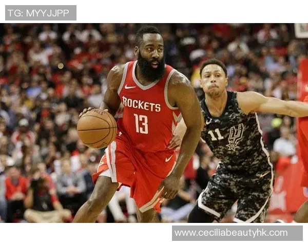 快船逆转马刺,莱昂纳德砍下28分成为全场最佳 快船逆转马刺,莱昂纳德砍下28分成为全场最佳